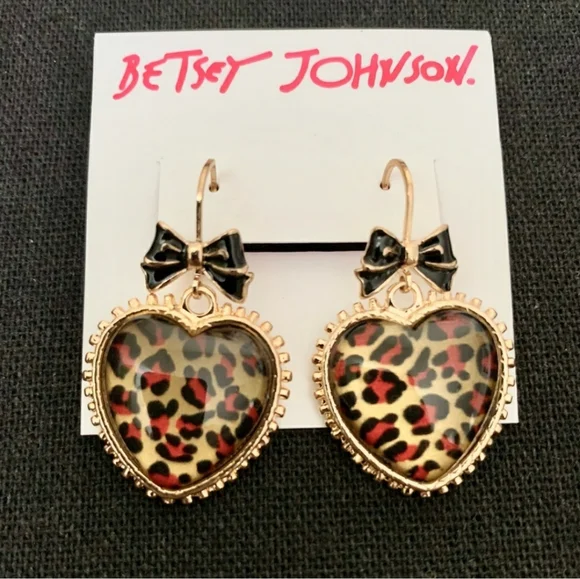 BETSEY JOHNSON Leopard Print Heart Drop Earrings w/ Bows and Gold-Tone Hardware - Picture 6 of 12
